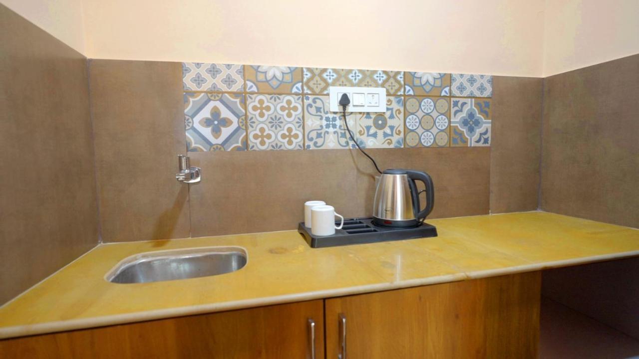 Atmani Waterfront Resort Cola Exterior foto